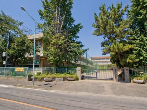 Junior high school. 520m Saitama Municipal Daisuna soil junior high school until junior high school