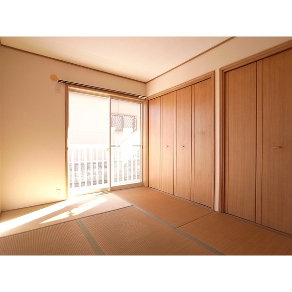 Other room space. Japanese-style room 6 quires