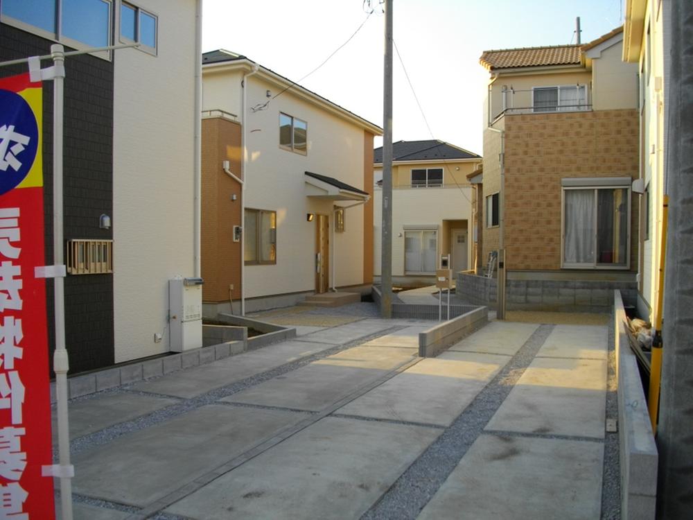 Parking lot. Phase 1 1 Building, Building 2 parking