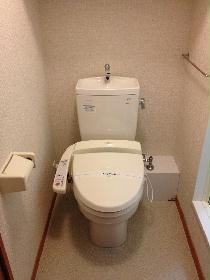 Toilet. bus ・ Toilet another separate type