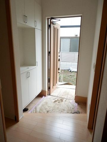 Entrance.  ◆ Entrance. Receipt ・ There cloak. Local (August 2013) Shooting