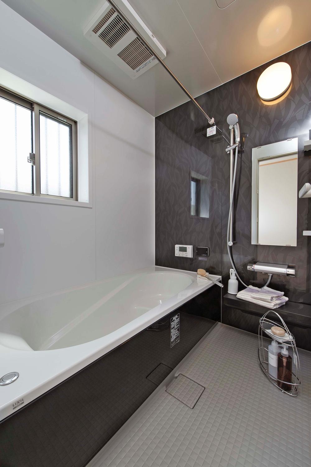 Model house photo. Microbubble bus standard equipment. Can experience the bubble bath and beauty bus while in the house. 