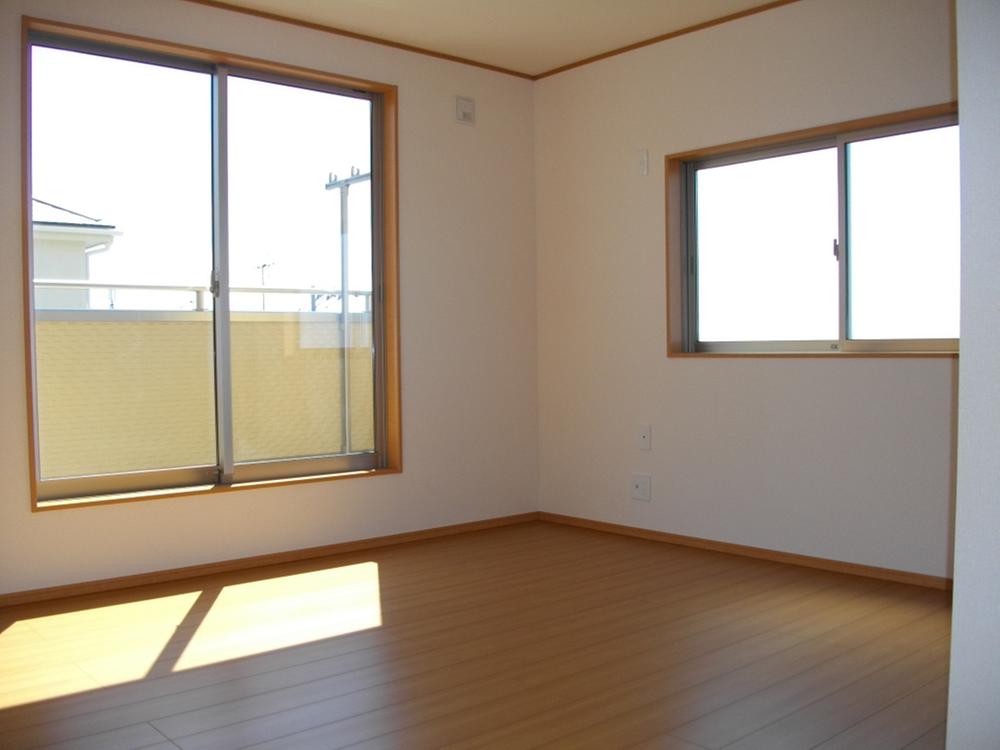 Same specifications photos (Other introspection). Room construction cases