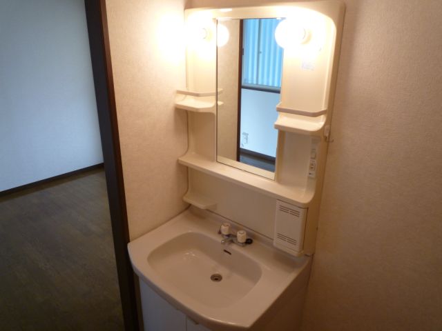 Washroom. Independent wash basin also comes with, But it is convenient?