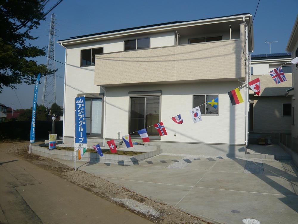 Other local.  ■ Building 2 _3380 ten thousand ■  ■ Solar panels 2.46kw ■ Car space parallel two! It was completed! 