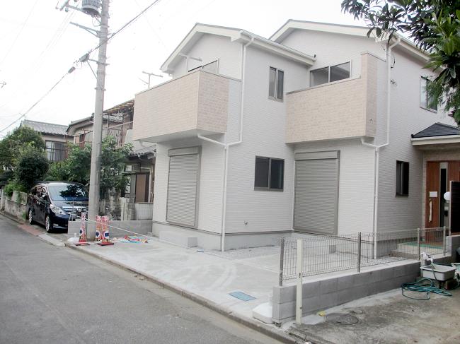 Local photos, including front road