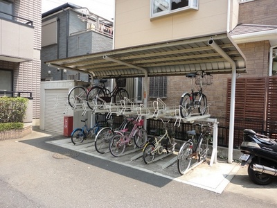 Other common areas. 2-stage bicycle parking