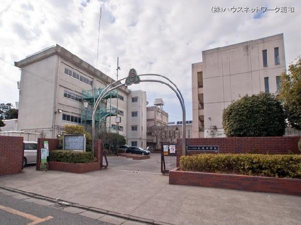 Junior high school. 450m to Saitama City Taisei Junior High School