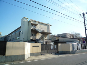 Primary school. Mitsuhashi to elementary school (elementary school) 420m