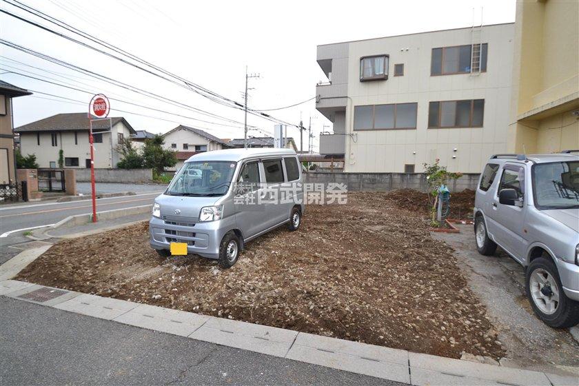 Local photos, including front road. Local (September 2013) Shooting