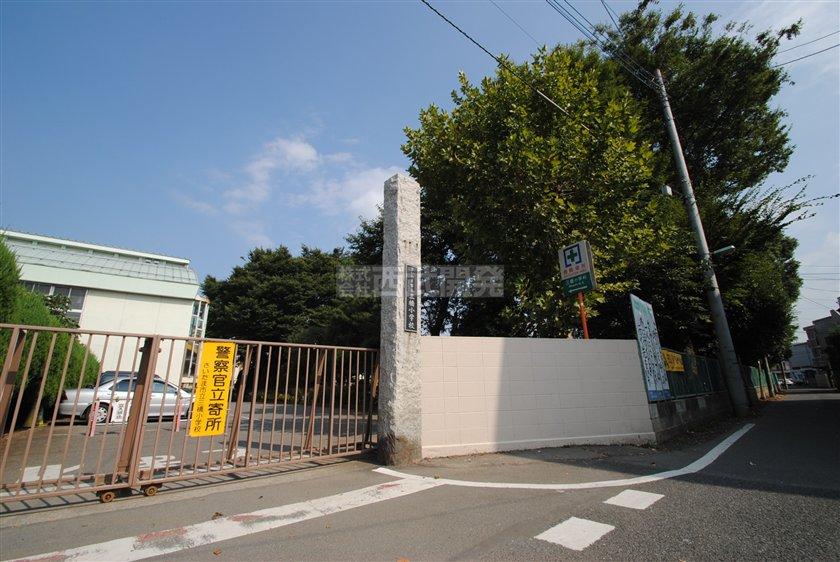 Primary school. Mitsuhashi to elementary school 450m
