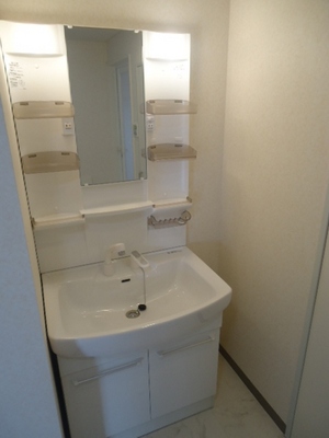 Washroom.  ※ 506, Room interior reference photograph