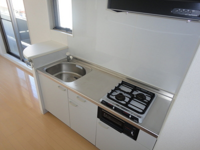 Kitchen. Also happily cooking in a two-necked system kitchen (with grill)! !