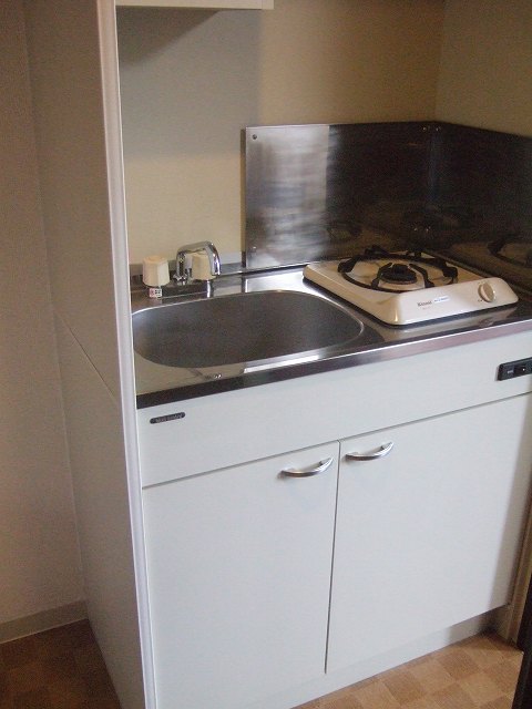 Kitchen. With gas stove