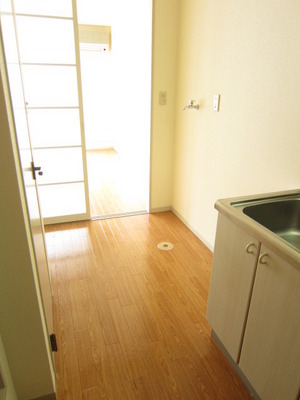 Living and room. refrigerator ・ It is located in also sufficient space for a washing machine