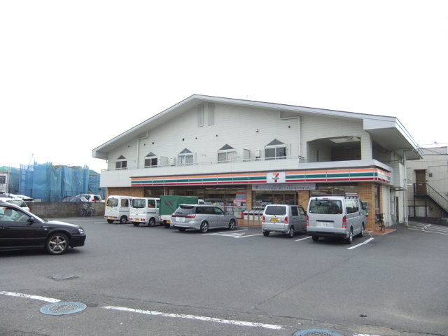 Convenience store. Seven-Eleven Saitama Omiya Jieitaimae store (convenience store) to 400m