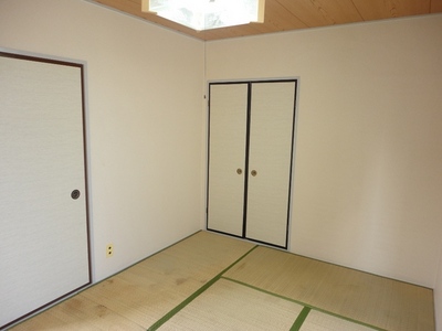 Living and room. Japanese-style room 6 tatami