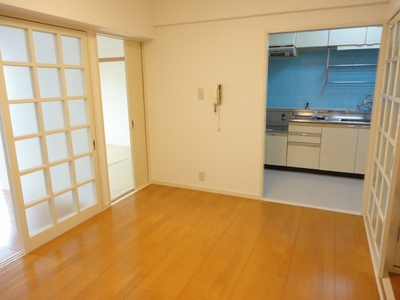 Living and room.  ※ Indoor reference photograph (No. 205 room) Bright dining 6 Pledge
