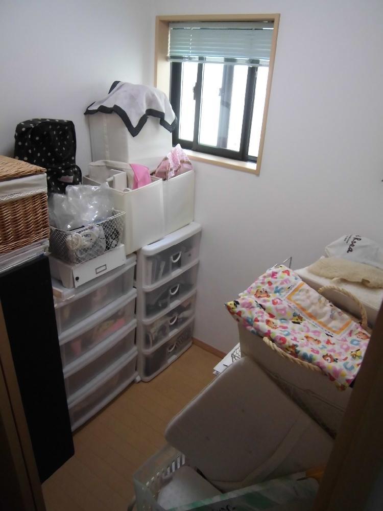 Other introspection. The third floor storeroom (October 2013) Shooting (furniture, etc. of the image is out of sale)