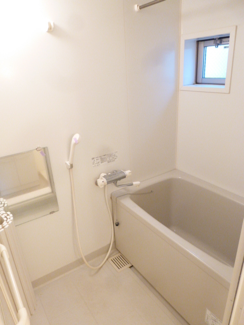 Bath.  ☆ Glad bathroom dryer and add 炊 with function ☆ 