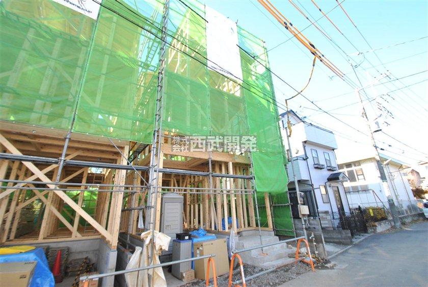 Local appearance photo. Local (12 May 2013) Shooting