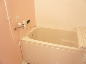 Bath. Reheating possible bathroom