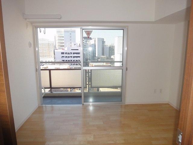 Non-living room.  ◆ West Western-style