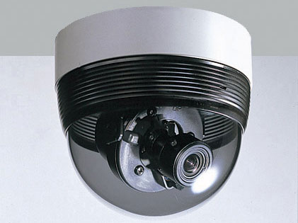 Security.  [It suppresses the suspicious person of intrusion security camera] In order to prevent the suspicious person from entering the and in the apartment site, It was set up security cameras in common areas. Security camera footage is recorded in the recorder, It has extended security and safety. (Same specifications)