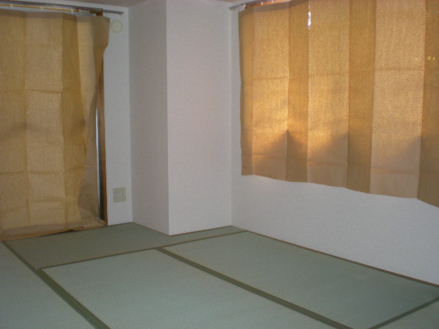 Living and room. Would be Japanese-style room if Japanese!