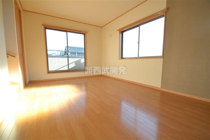 Living. Indoor (11 May 2012) shooting