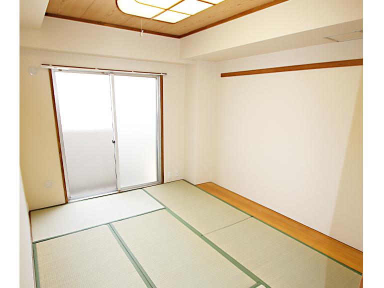 Non-living room. Japanese-style room (June 2013) Shooting