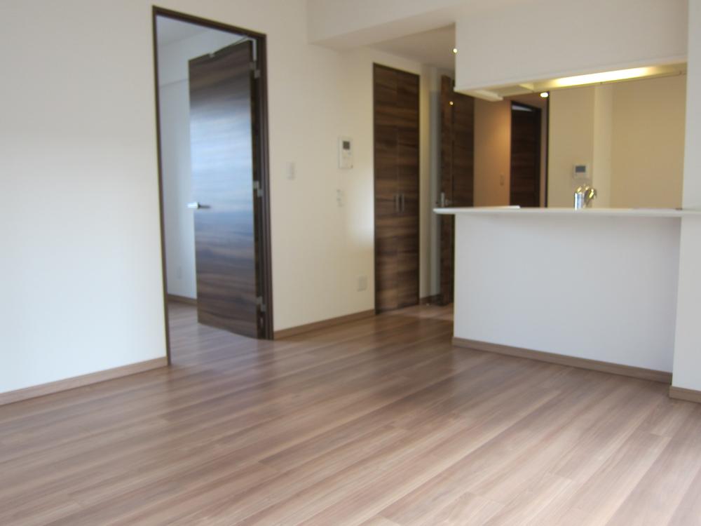 Living. Indoor (12 May 2013) Shooting