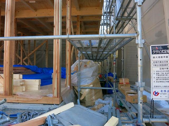 Local appearance photo. Local (12 May 2013) Shooting