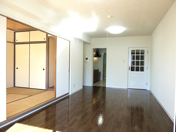 Living and room. Bright and airy living room facing the south balcony