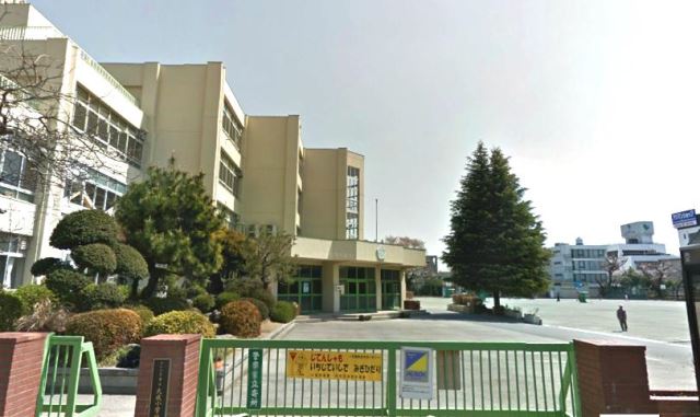 Primary school. 720m up to municipal Taisei elementary school (elementary school)