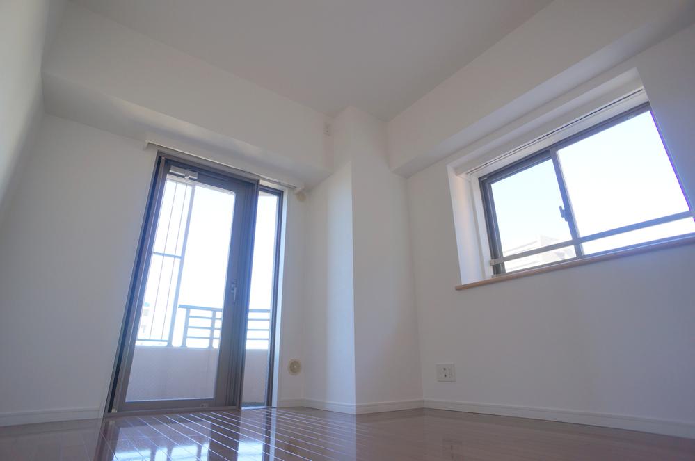 Other local. Local (12 May 2013) Shooting