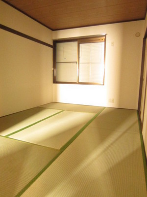 Living and room. 6 Pledge Japanese-style room! It is perfect for the bedroom! 