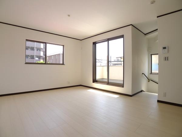 Living. Conversation of your family is lively, Open-minded LDK Indoor (June 2013) Shooting 1 Building