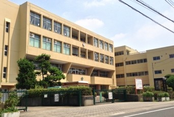 Primary school. Kamico up to elementary school (elementary school) 461m