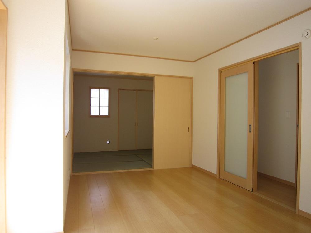 Living. Local (September 2013) Shooting