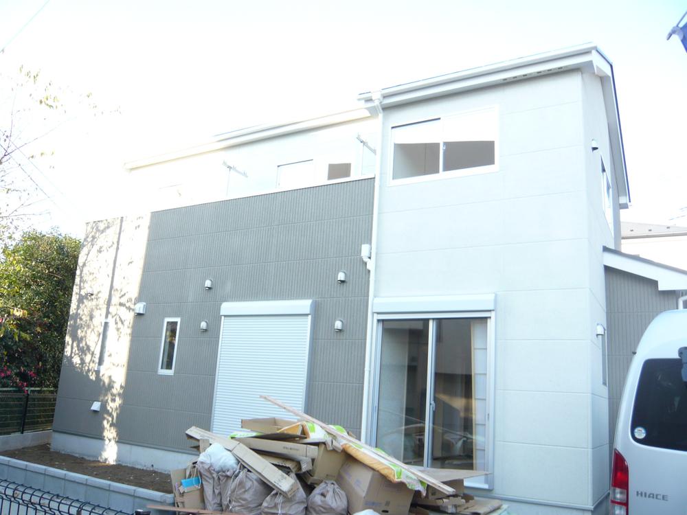 Local appearance photo.  ■  □ It is spacious grounds! Car space can also be three or more! Property is from the station than Omiya BP! As soon as possible! 