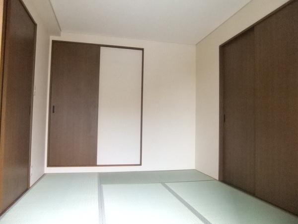 Other room space. I hope there is a Japanese-style room.