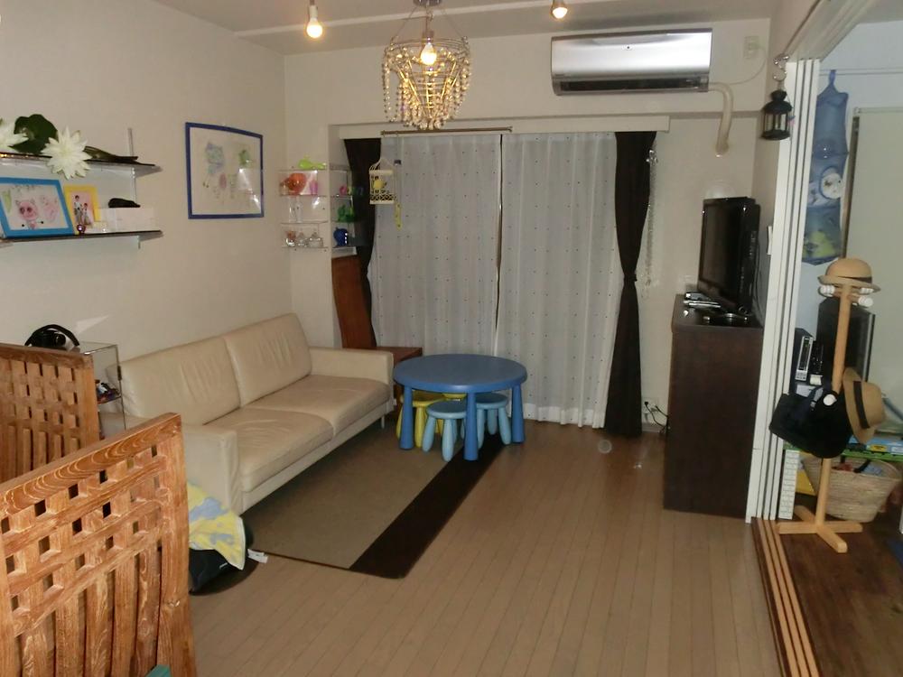 Living. Room (August 2013) Shooting