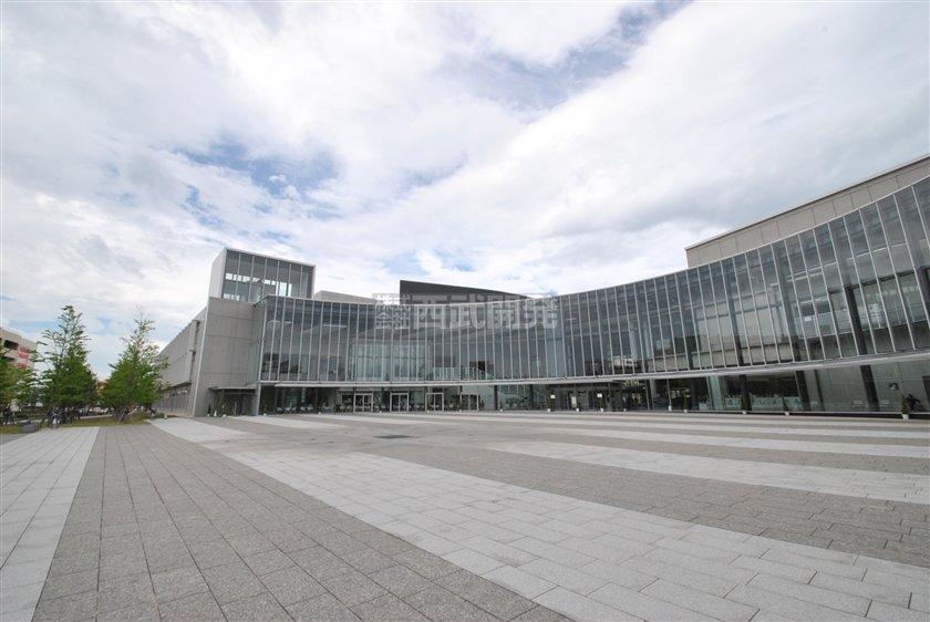 Government office. 1900m to the north ward office