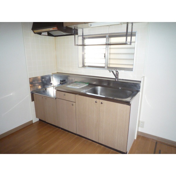 Kitchen. Gas stove installation Allowed