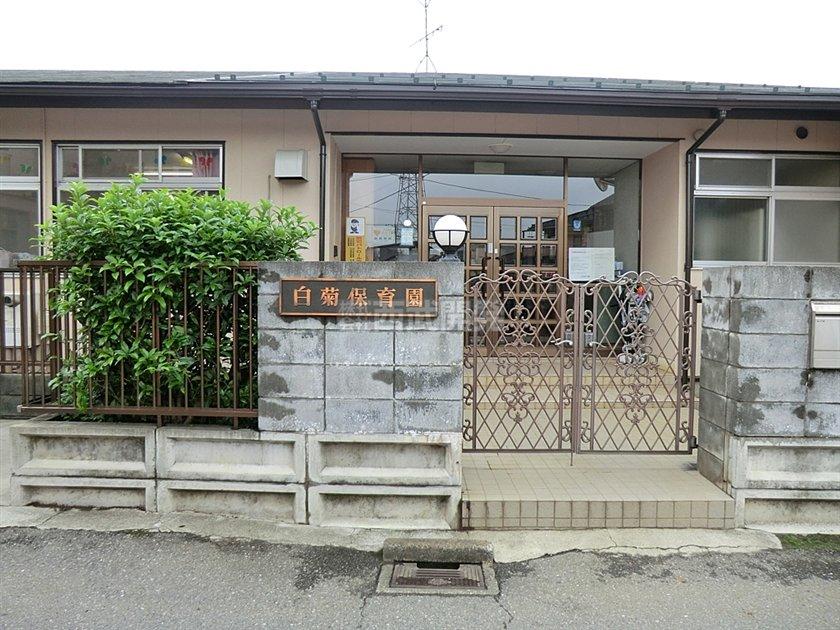 kindergarten ・ Nursery. Shiragiku to nursery school 290m