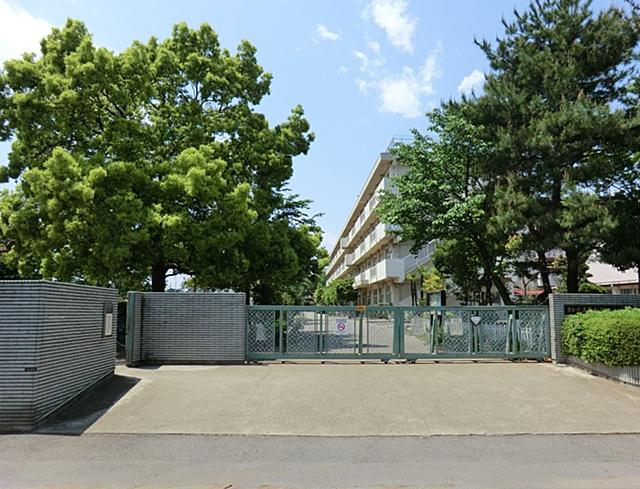 Primary school. 300m until the Saitama Municipal Kanda Elementary School