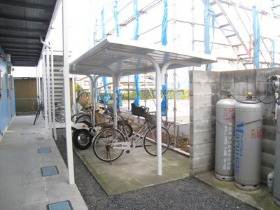 Other common areas. Bike storage is covered