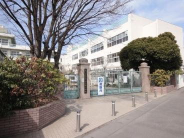 Primary school. 1850m to Okubo Elementary School