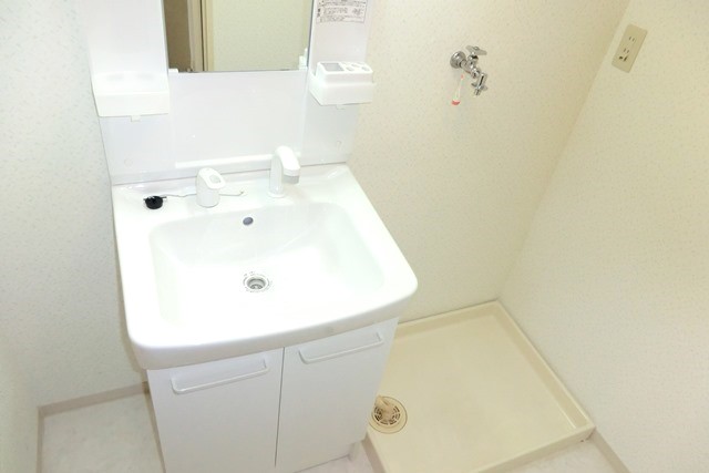 Washroom.  ☆ Shampoo dresser type ・ Wash basin ☆ 